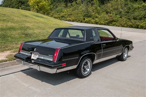 1984 Oldsmobile Cutlass Supreme 